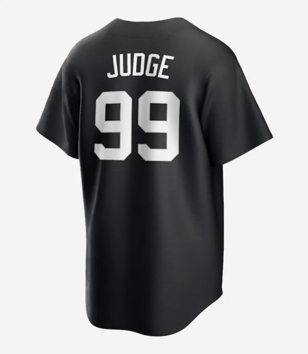 Aaron Judge New York Yankees Nike Lights Out Replica Player Jersey
